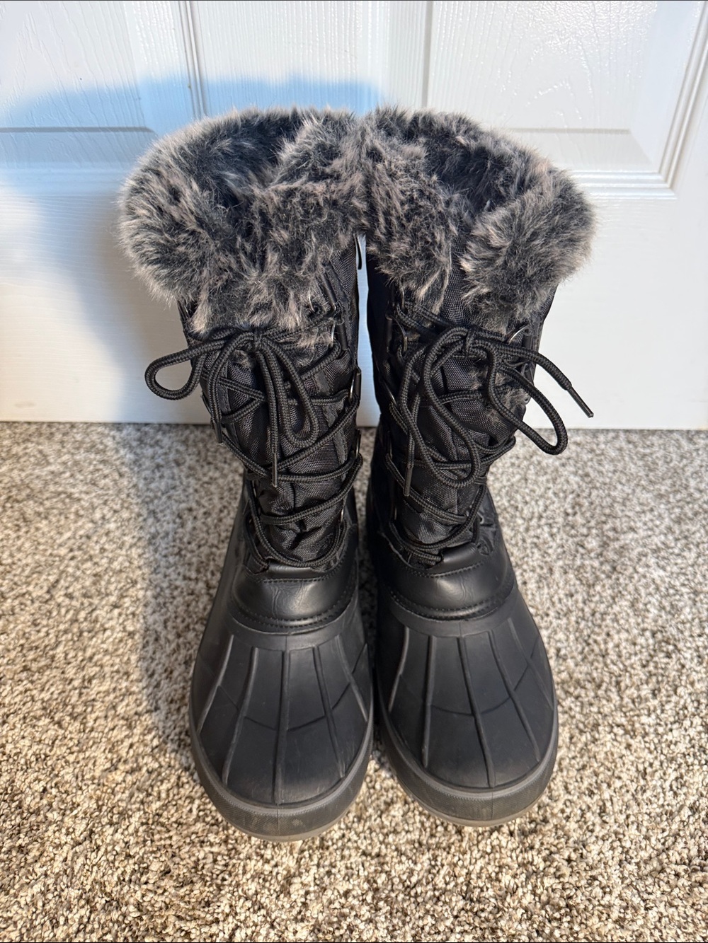 Dreampairs Black Women's Insulated Winter Snow Boots (Sz 6) with Faux Fur Trim - Picture 6 of 7